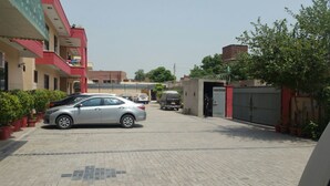 Unclassified image, 3 of 8, button - THE FIRST HOTEL MULTAN (Multan)