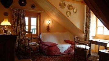 Chambre Double, 1 lit double, non-fumeurs (Perse) | Salle de séjour