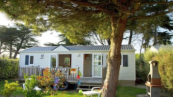 Standard Cottage, Multiple Beds (4 Fleurs) | Terrace/patio