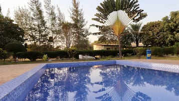 Outdoor pool, sun loungers