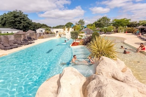 Piscine extérieure