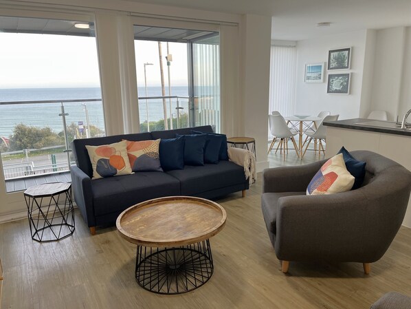 Luxury Apartment, 2 Bedrooms, Sea View (near beach and city center) | Living area - Seaview West Coast (Bournemouth)