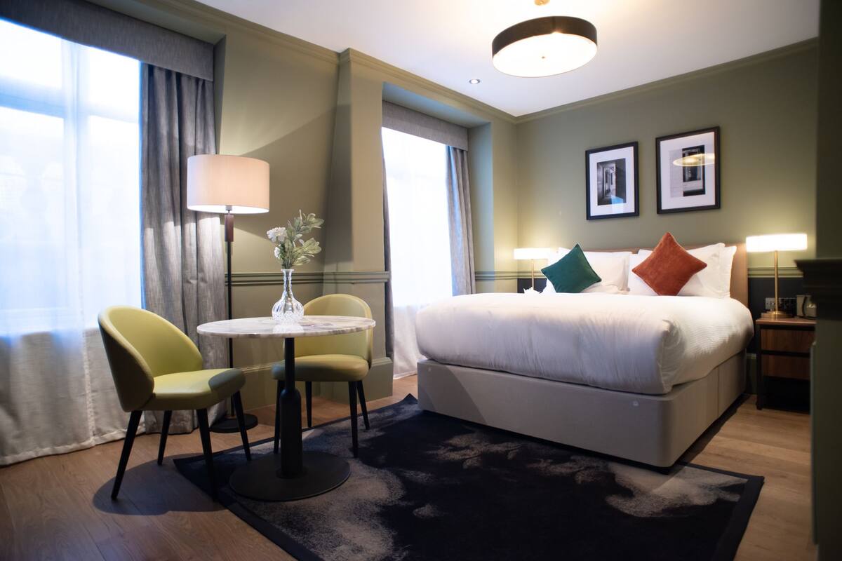 Premium Double Room, 1 Katil Raja (King) | 15 bilik tidur, peralatan tempat tidur premium, tilam berlapik 