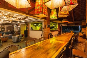Restaurant - Latica Lodge (Veintisiete de Abril)