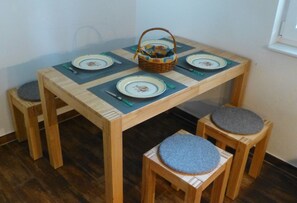 Family Condo, Multiple Beds, Non Smoking | Private kitchen | Fridge, microwave, stovetop, dishwasher - Lindenhof-Dangast (Varel)