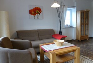 Condo, Multiple Beds, Non Smoking | Living room - Lindenhof-Dangast (Varel)