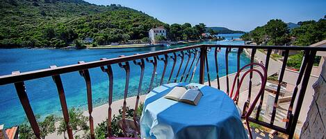 Appartement (Apartments Malo Lago - One-Bedroom Ap) | Balkon