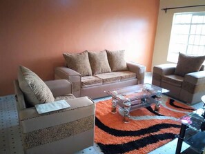 32-inch TV with digital channels - Bridge Court Apartments (Nairobi)