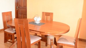 Interior detail - Bridge Court Apartments (Nairobi)