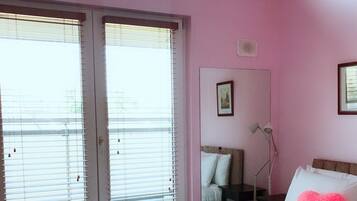 Apartment (4 Bedrooms)