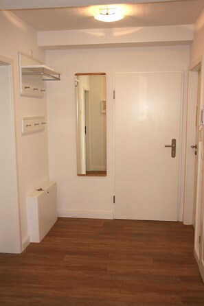 Apartment, 2 Bedrooms | 2 bedrooms, individually decorated, free WiFi