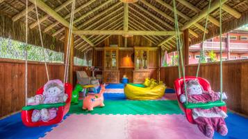 Ărea de juegos infantiles bajo techo