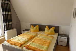 Apartment, 2 Bedrooms | 2 bedrooms, individually decorated, desk, free WiFi