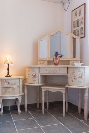 Bed sheets - Villa Areto (Sifnos)