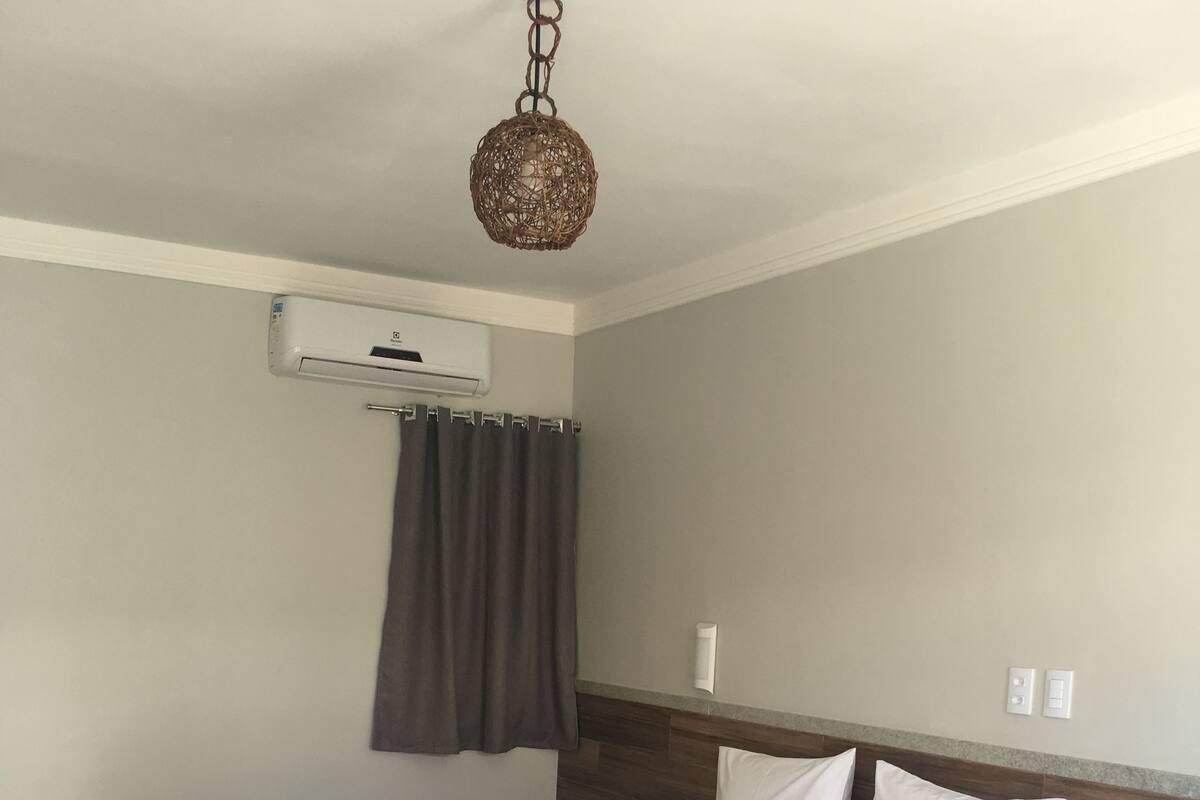 20 bedrooms, hypo-allergenic bedding available, desk, blackout drapes