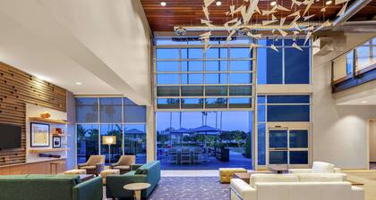 Hampton Inn & Suites San Diego Airport Liberty Station