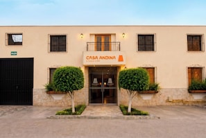 Fachada da propriedade