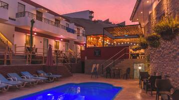 Deluxe Double Room, 1 King Bed | Premium bedding, down duvets, minibar, individually decorated