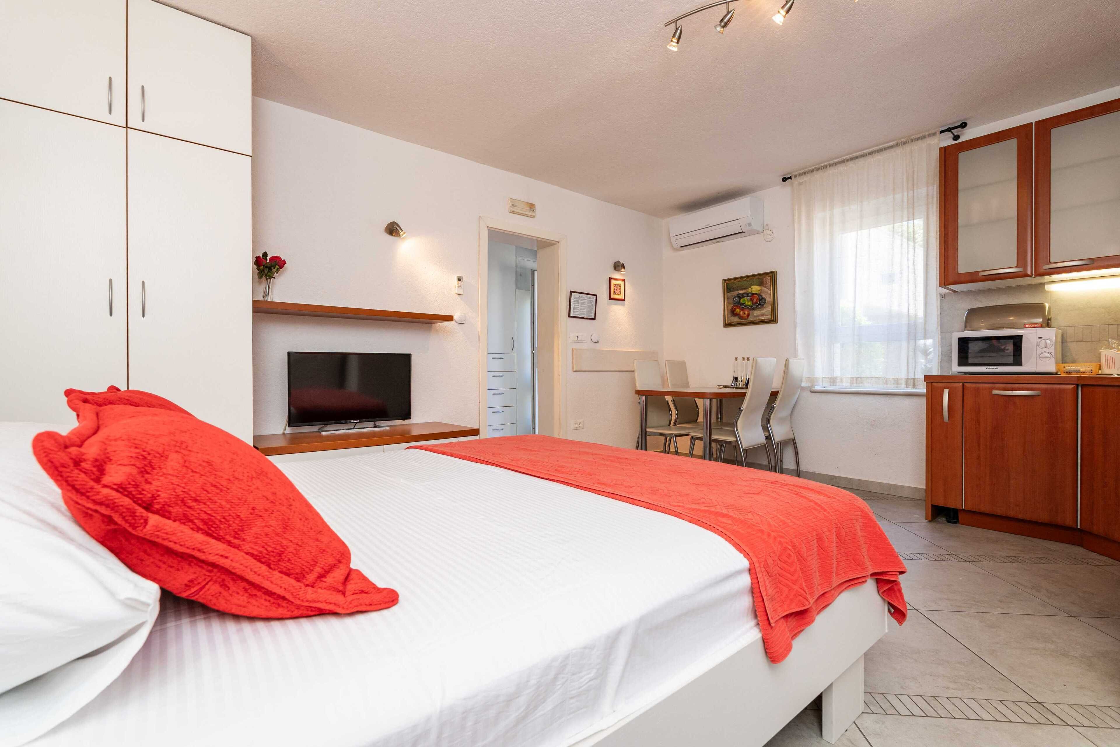 开间 (Villa Alegria Cavtat - Studio Apartme) | 熨斗/熨衣板、免费婴儿床、免费 WiFi、床单