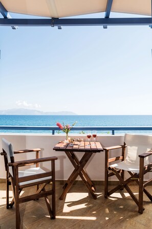 Beach/ocean view - Anesis Hotel (Kithira)