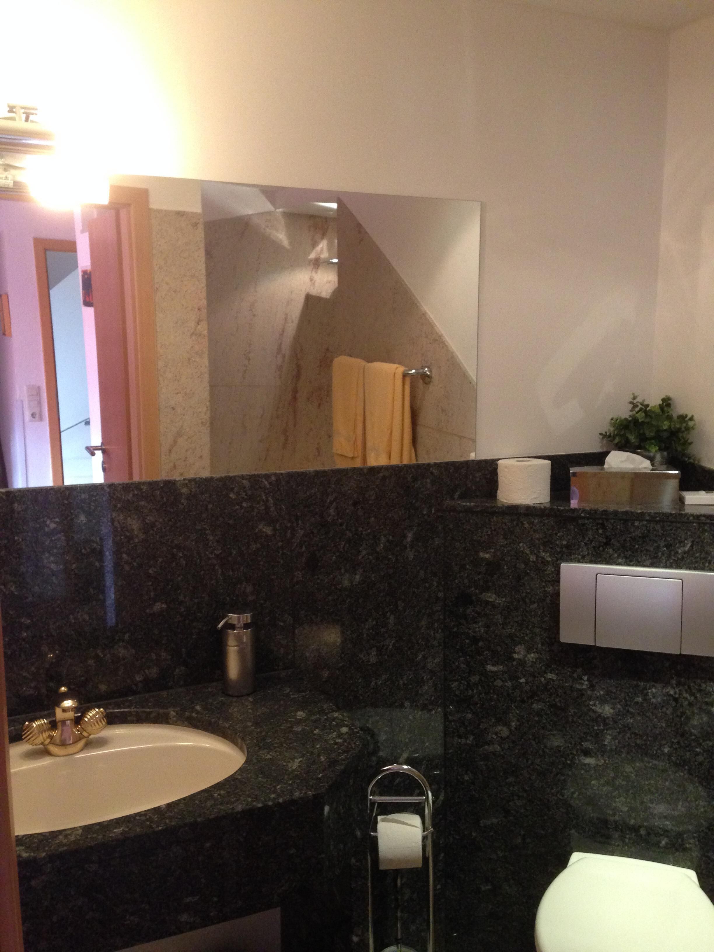 deluxe double room, ensuite (hochzeitszimmer ) | bathroom | shower, hair dryer, towels, soap
