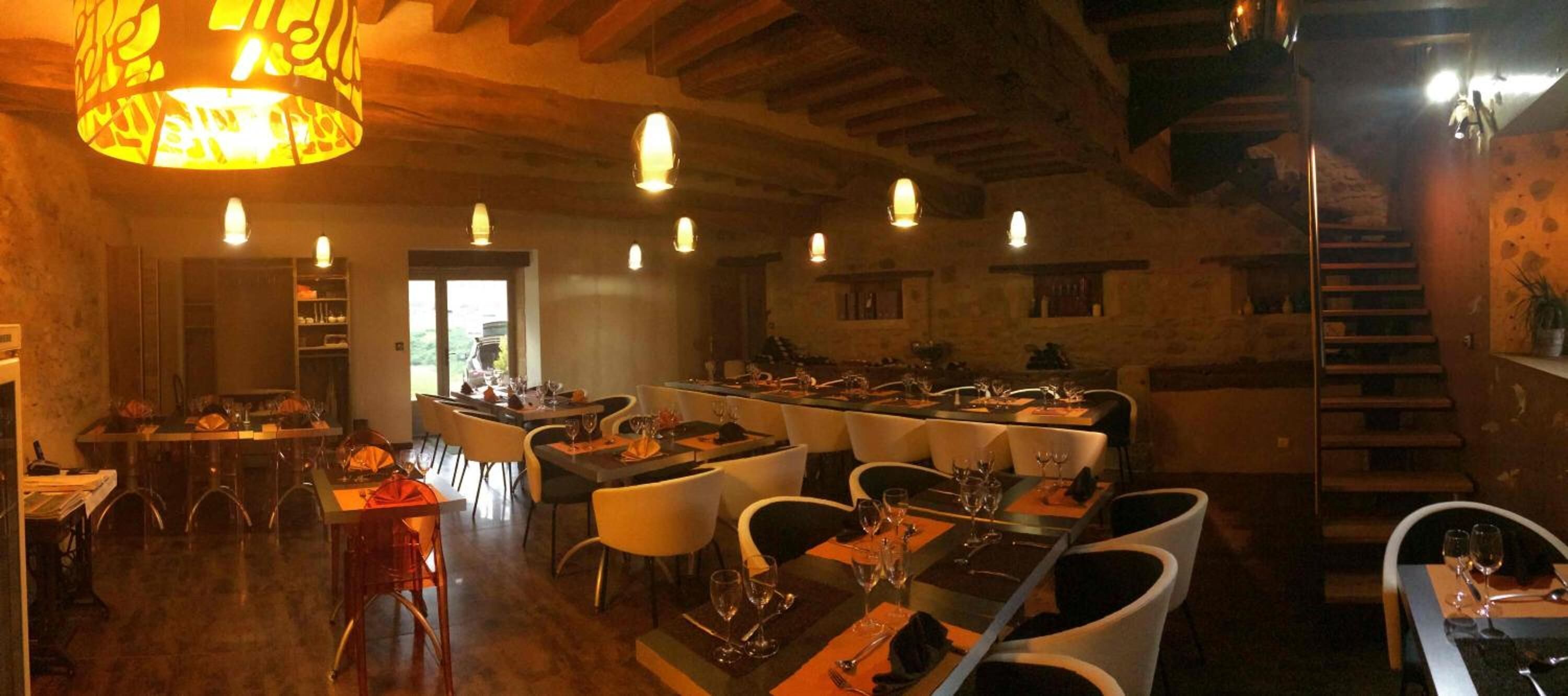 Lunch and dinner served, Regional cuisine