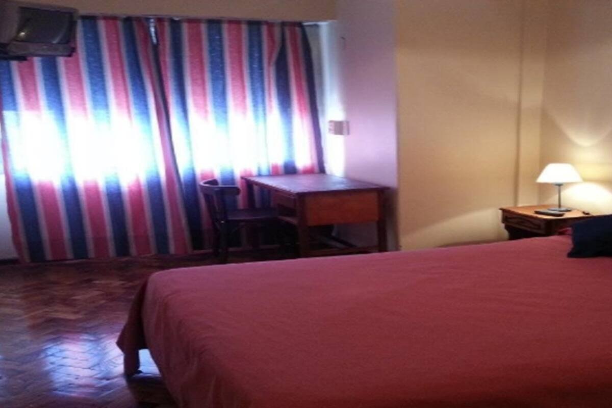 Select Comfort beds, individually decorated, individually furnished