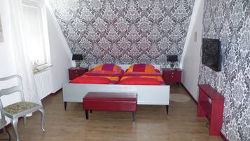 Double Room (Barocke) | Hypo-allergenic bedding, soundproofing, free WiFi, bed sheets