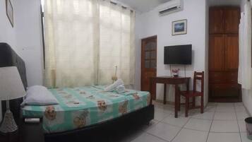 Phòng đôi cơ bản, 1 giường đôi, không hút thuốc | Truy cập Internet không dây miễn phí, bộ trải giường