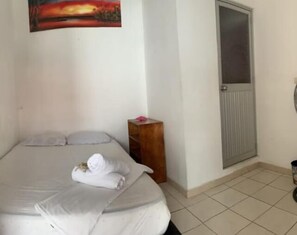 Kamar Ekonomi, 1 kamar tidur, Bebas Asap Rokok | Wi-Fi gratis dan seprai linen