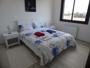 Luxe appartement, niet-roken | 1 slaapkamer, verduisterende gordijnen, een strijkplank/strijkijzer