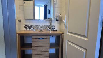 Chambre Double Confort | Salle de bain