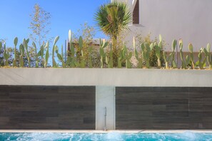 Outdoor pool - Villa Bon Accueil (La Marsa)