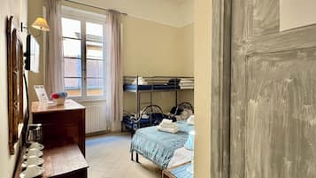 Chambre Quadruple | Literie de qualité supérieure, couette en duvet d'oie