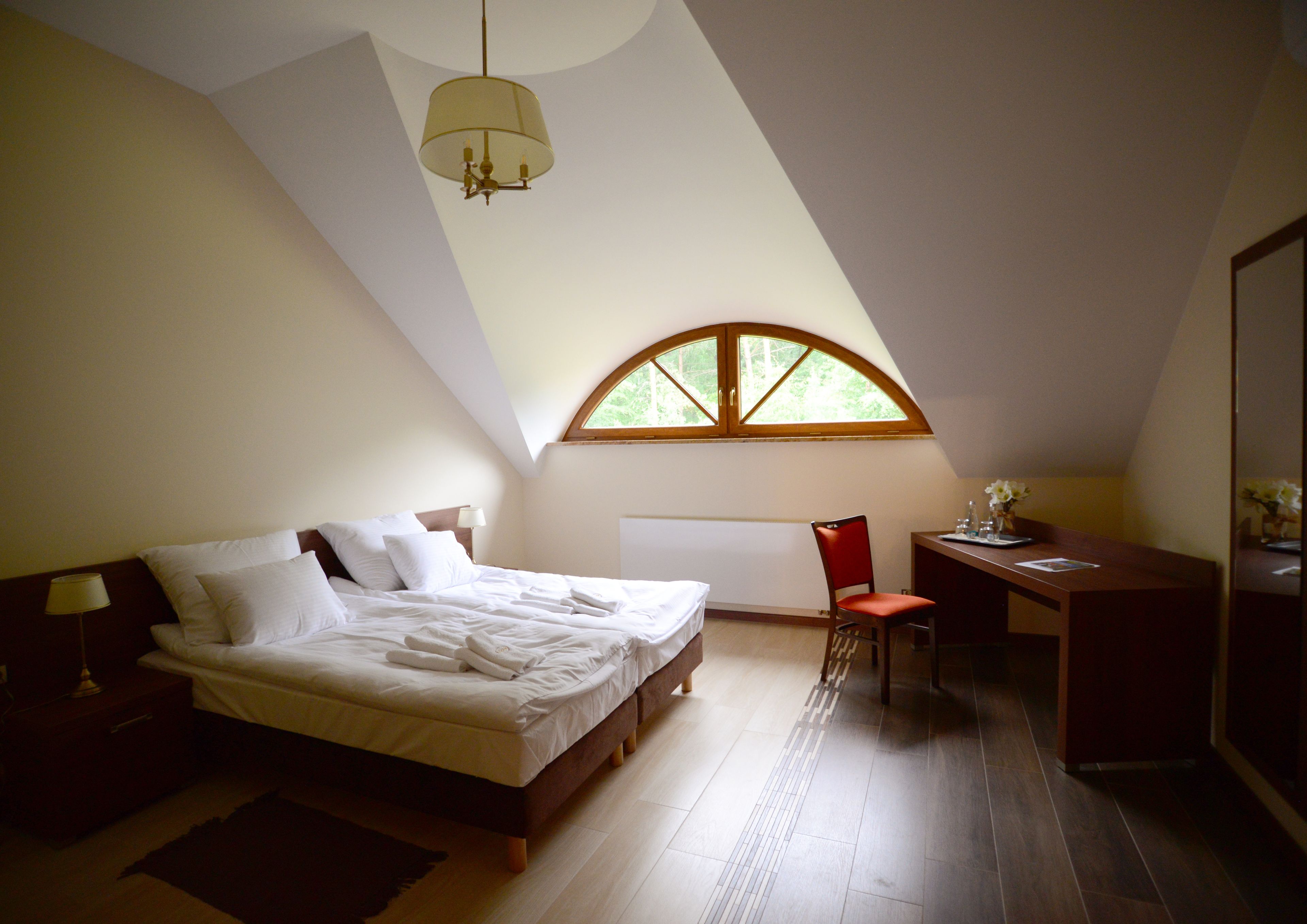 basic double or twin room, 1 queen bed, non smoking, hill view | premium bedding, memory-foam beds, desk, blackout curtains