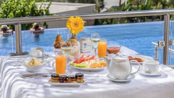 Desayuno buffet incluido todos los días