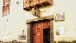 Building design - Okidoki Cusco Hostal - Hostel (Cusco)