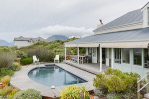 Exterior - Baleen Beach House (Cape Town)