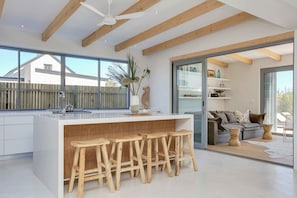 Villa, 4 chambres | Cuisine privée