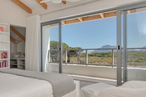 Villa, 4 chambres | 4 chambres, bureau, fer et planche à repasser, Wi-Fi gratuit