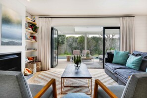 Living area - Villa Nerina (Cape Town)