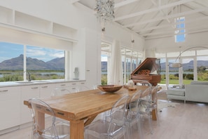 Economy Villa, 2 Bedrooms | In-room dining