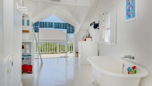 Business Villa, 4 Bedrooms | 4 bedrooms, free WiFi - Gannet Beach House (Cape Town)