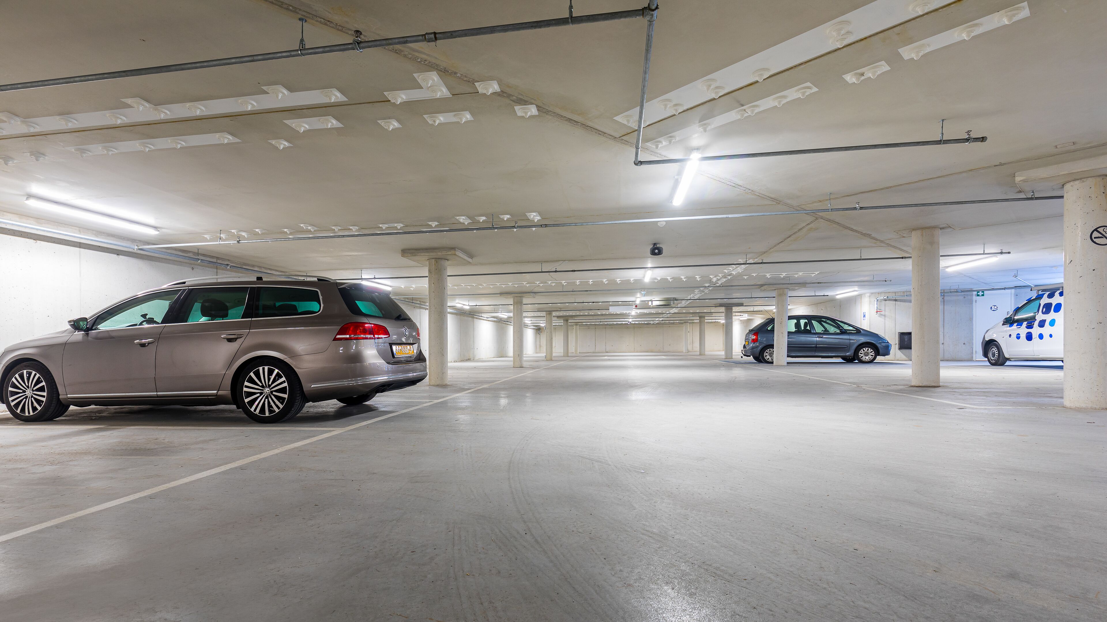 self-parking (surcharge) 25 per day