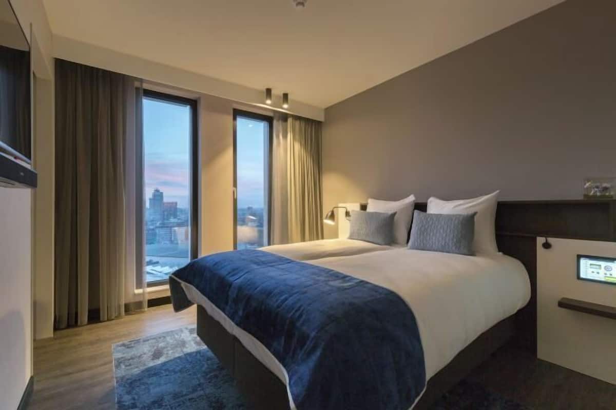 Literie de qualité supérieure, minibar, coffres-forts dans les chambres