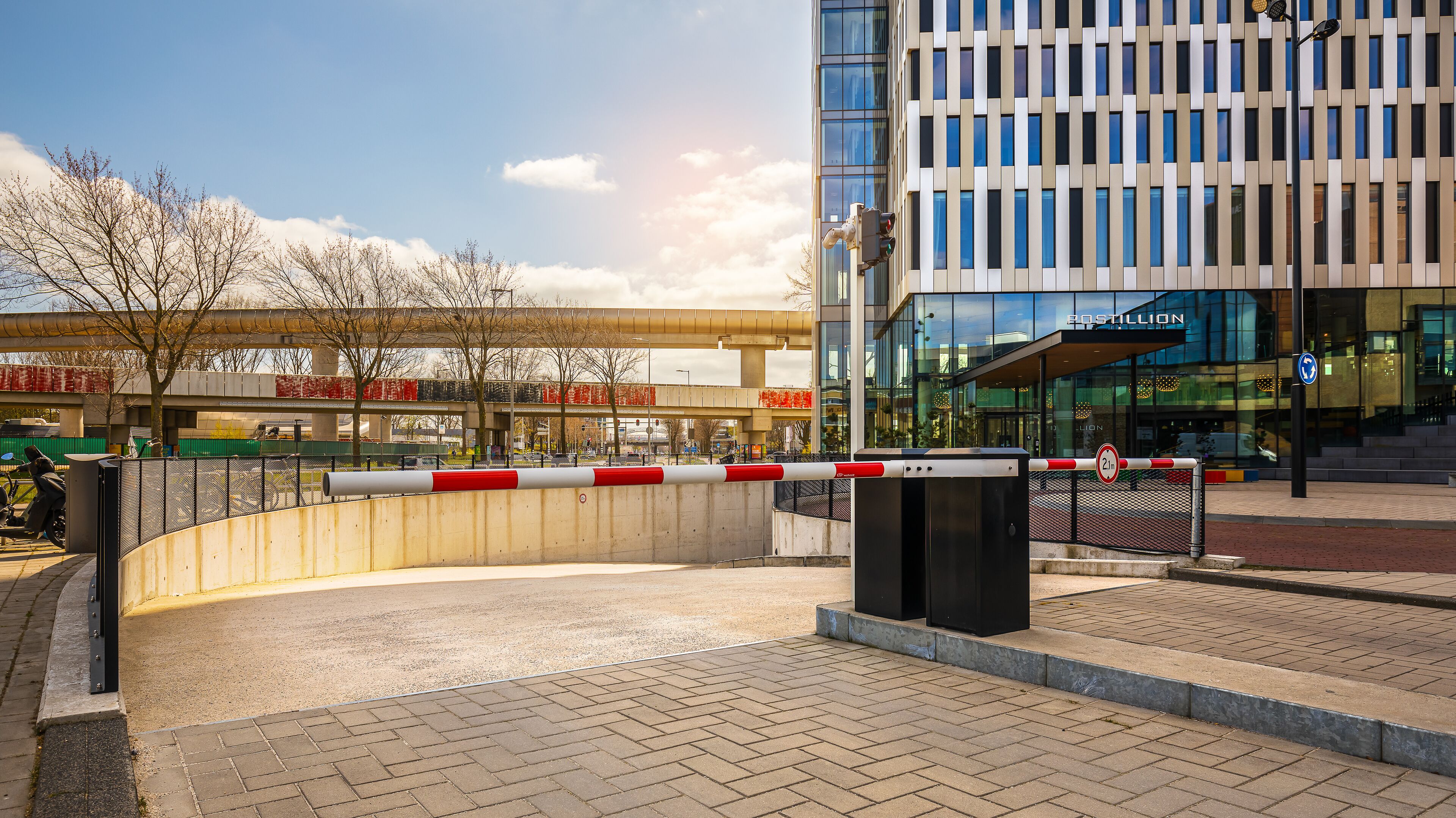 self-parking (surcharge) 25 per day