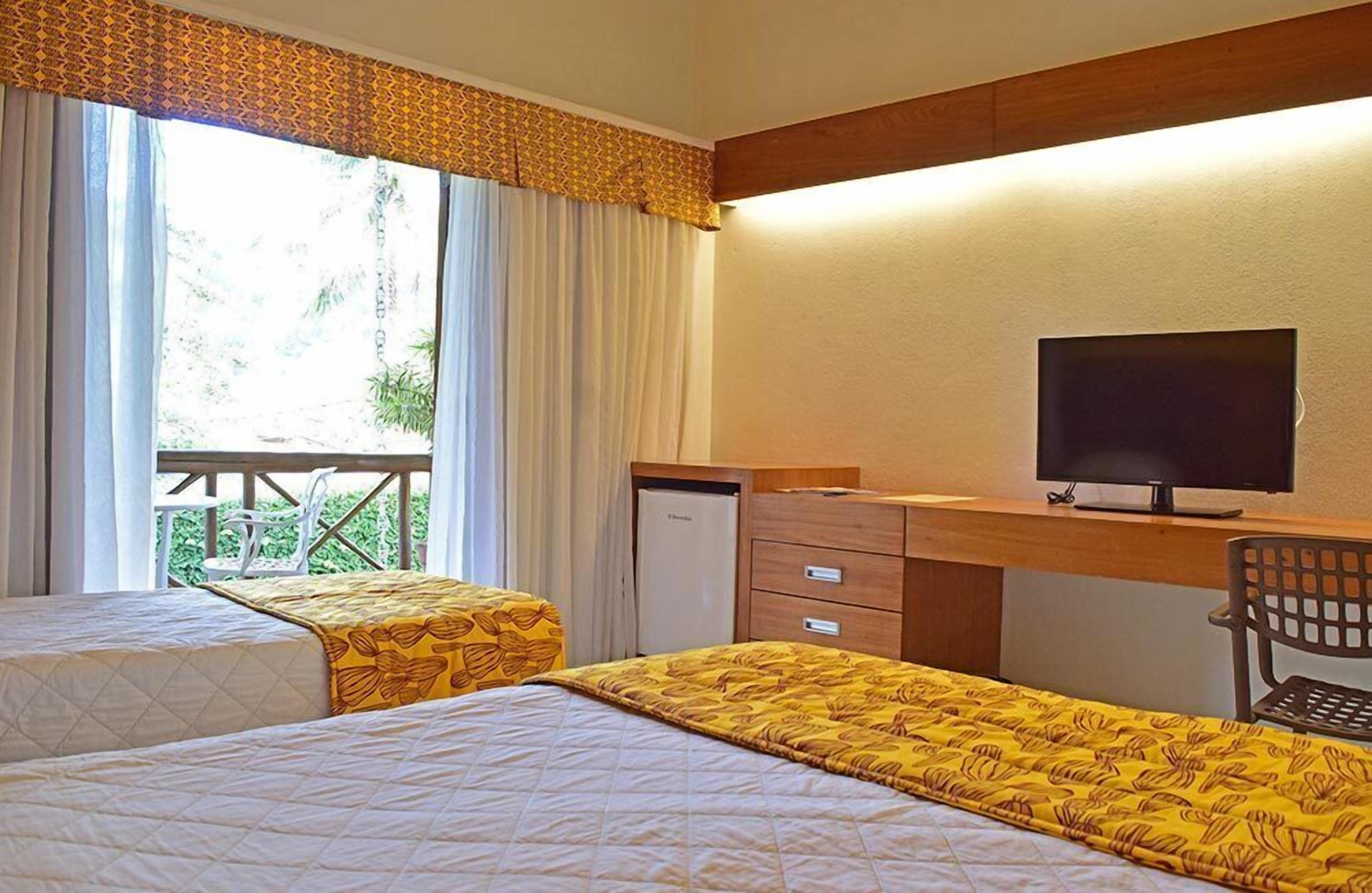 1 bedroom, minibar, in-room safe, blackout curtains