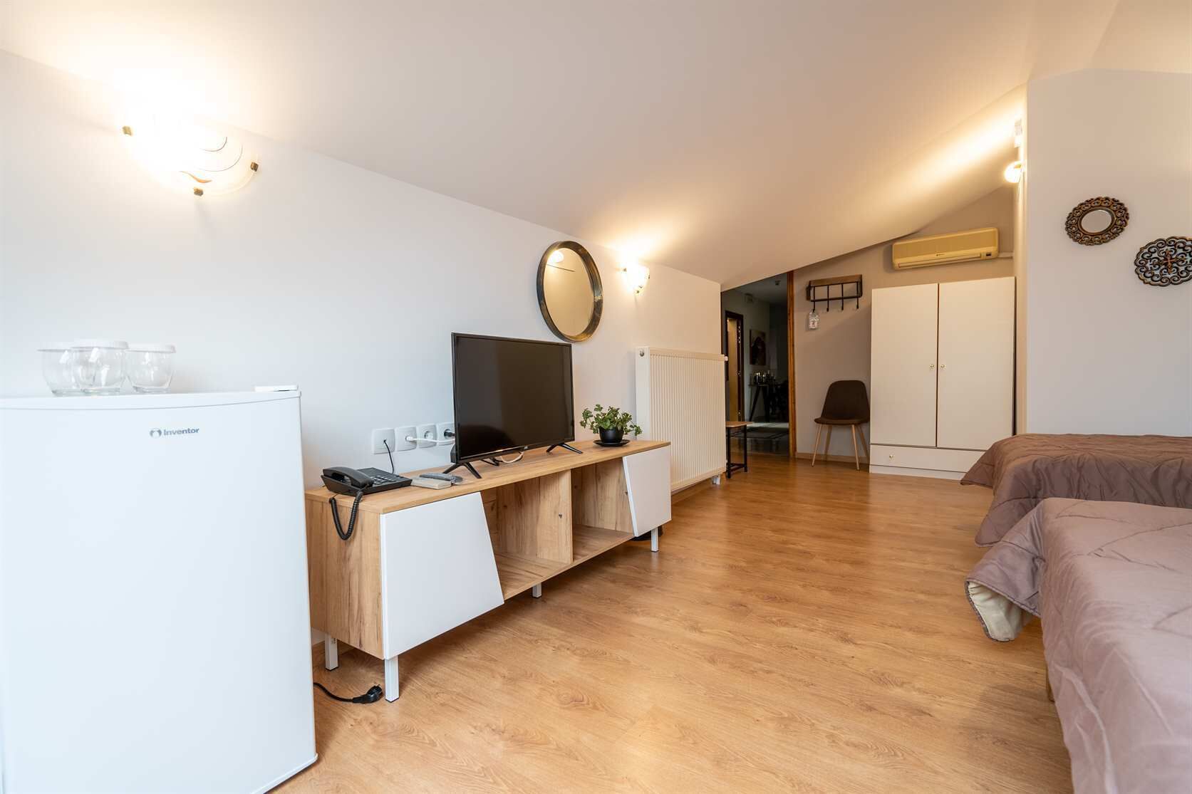 quadruple room, city view | 1 bedroom, egyptian cotton sheets, premium bedding, pillow-top beds