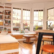 Aloha Hostel