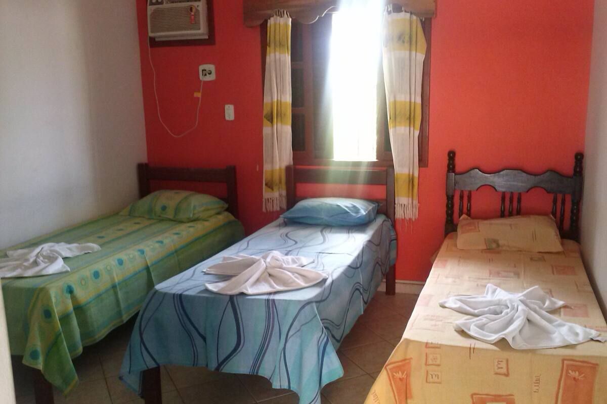 Free rollaway beds, free WiFi